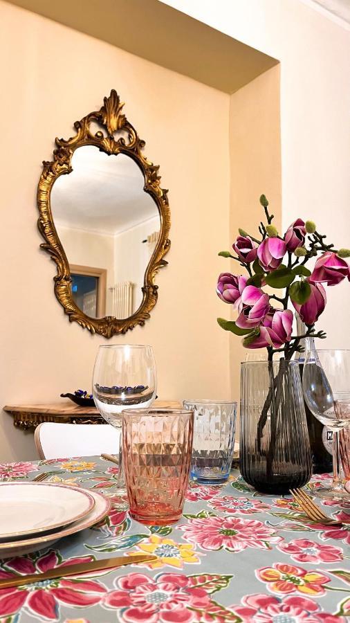 Al Bicerin Apartment, In Historical Center Of Turijn Buitenkant foto