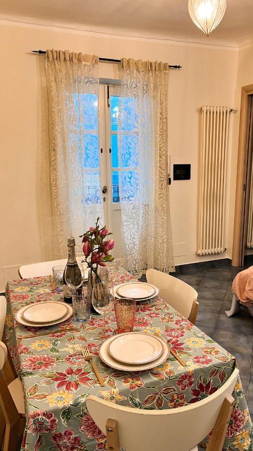 Al Bicerin Apartment, In Historical Center Of Turijn Buitenkant foto